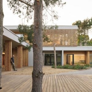 Autorka: Alex Shoots Buildings