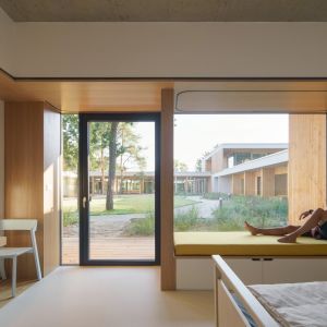 Autorka: Alex Shoots Buildings