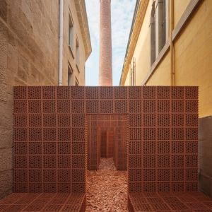 Types of Spaces. Autor: Luis Diaz Diaz
