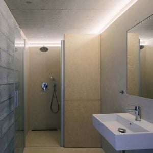 Autor: Alex Shoots Buildings