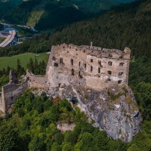 Hrad Likava. Zdroj: turisticky.sk