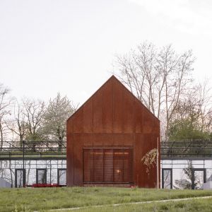 Autorka: Alex Shoots Buildings