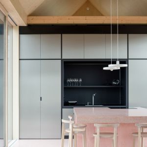 Autorka: Alex Shoots Buildings