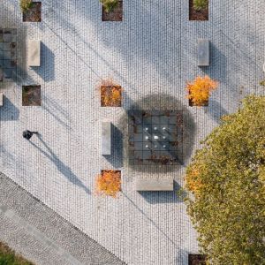 Autorka: Alex Shoots Buildings