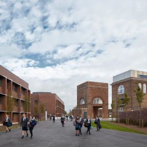 Houlton School. Autor: James Brittain 