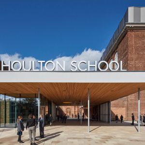 Houlton School. Autor: James Brittain 