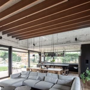 Autori: Maroš Fečík, Filip Kandravý