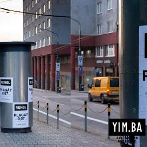 Jeden krok dopredu, jeden dozadu. V uliciach Bratislavy sa objavili reklamné skruže, mesto ich považuje za potrebné
