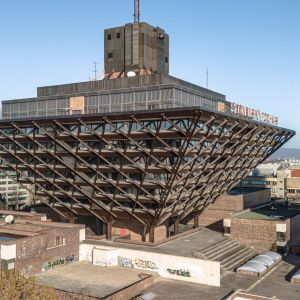 Rozhlas. Zdroj: Socialist Modernism / FB