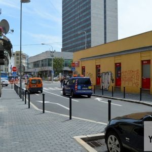 Stĺpiky síce nie sú najkrajšie, zabránia však divokému parkovaniu