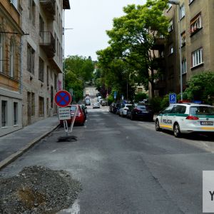 Zatiaľ nezrekonštruovaná časť Lermontovovej. Foto z 6.7.2018.