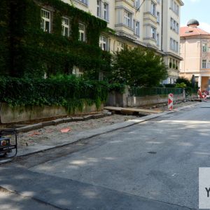 Obnovovaná časť Klemensovej.