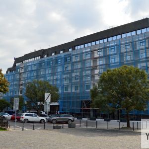 Premena fasády hotela Park Inn by Danube sa spúšťa