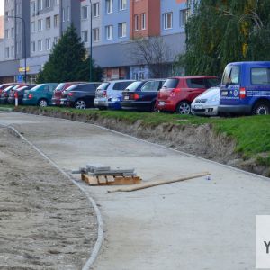Cyklisti sú vedení v samostatnom koridore, je však pravdepodobné, že bude využívaný aj chodcami.