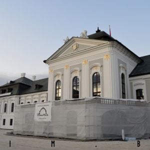 Obnova fasády Prezidentského paláca je pred dokončením, palác dostal aj novú ilumináciu