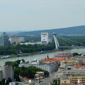 Most SNP s areálom Incheby