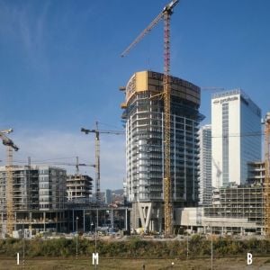 Eurovea Tower má už 20 podlaží, napriek tomu nie je ani v polovici výšky