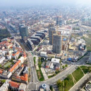 Zľava Twin City, SkyPark, Panorama Towers. Zdroj: Branislav Kaliský