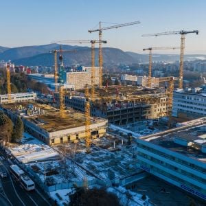 Výstavba nemocnice v januári 2026. Zdroj: Fakultná nemocnica s poliklinikou F.D.Roosevelta Banská Bystrica  
