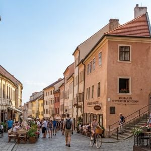 Židovská. Zdroj: YIM.BA / AI