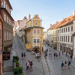 Židovská. Zdroj: YIM.BA / AI